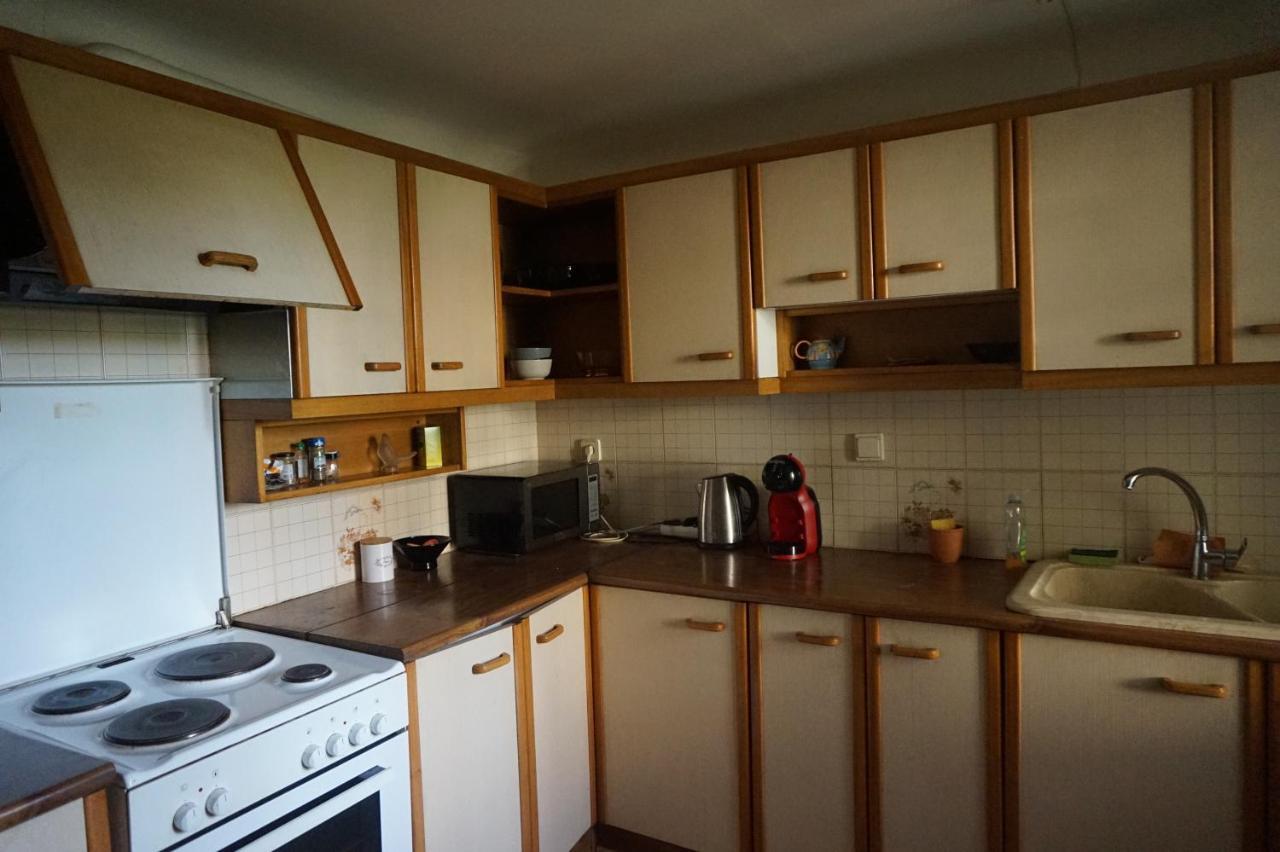 شقة أثينا  في Independent Entrance Apt - 130M2 - Garden - Private Parking المظهر الخارجي الصورة